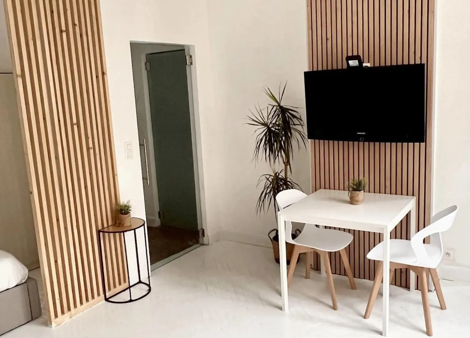 Comfortable Studio In Brussels 35M² Terrace With Bbq